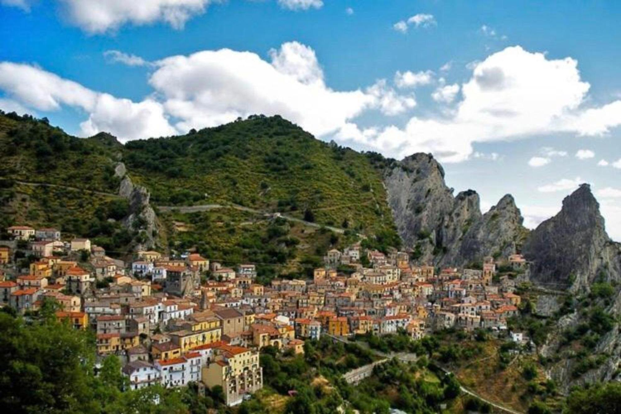 Helvetia Bed & Breakfast Castelmezzano Exterior foto